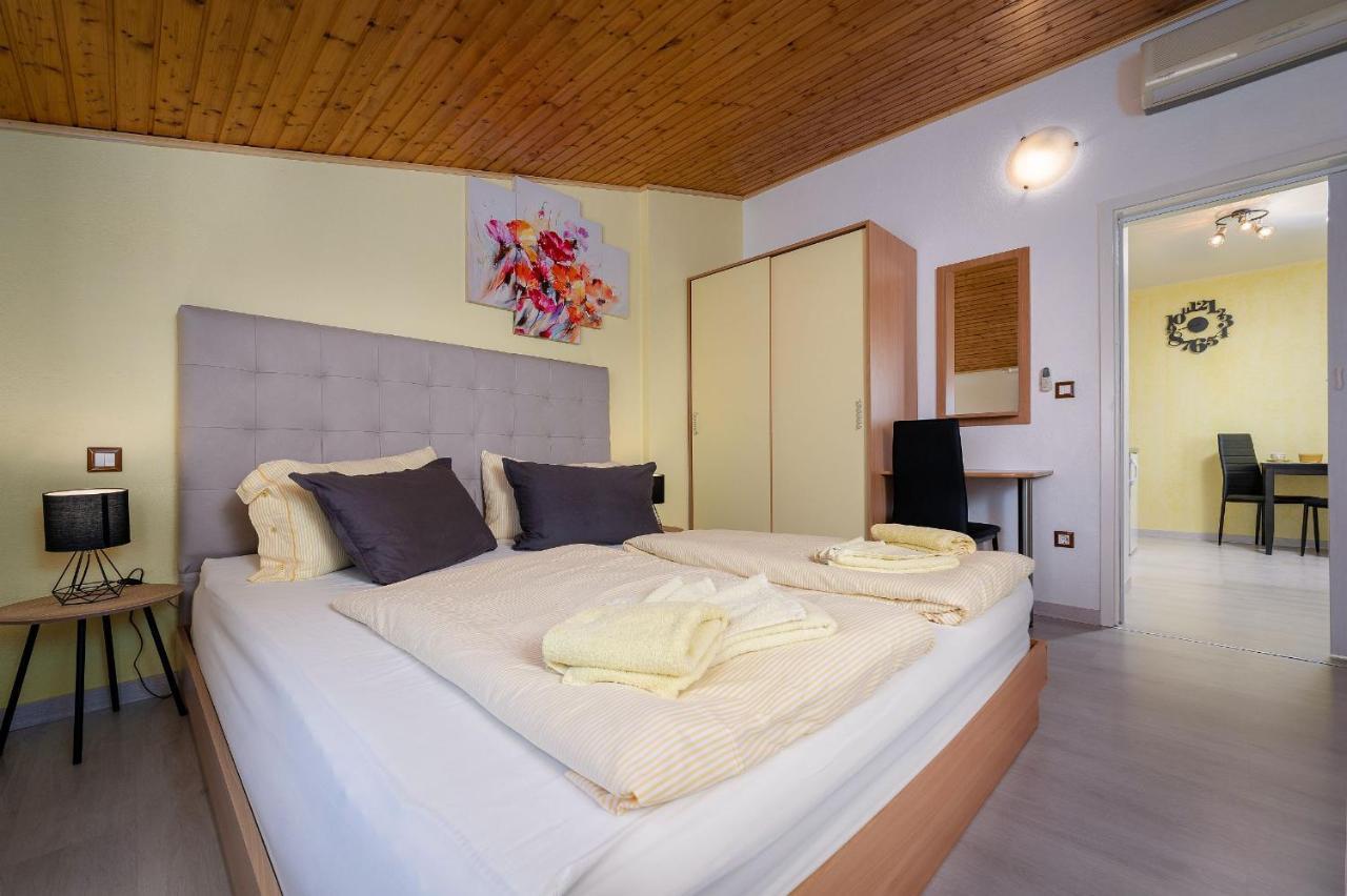 Apartments Miri Vrsar Extérieur photo